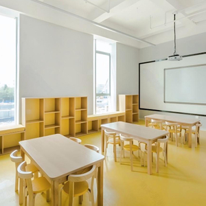 Kinderstudienkombination und Stuhlkombination