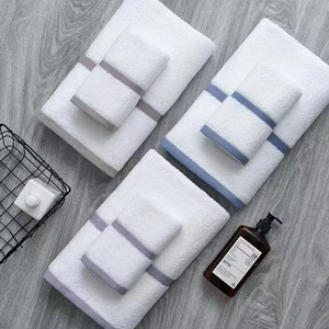 Benutzerdefinierte Rand großes dickes Badetuch 100 Baumwolle Terry Loop Face Handtuch Sets