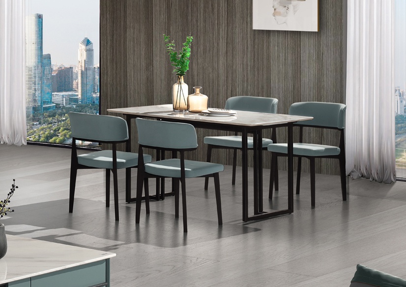 Nordischer Stil Günstiger Preis MDF Top Panel Tische und Samtstühle Dinning Room Möbel Esstische Set